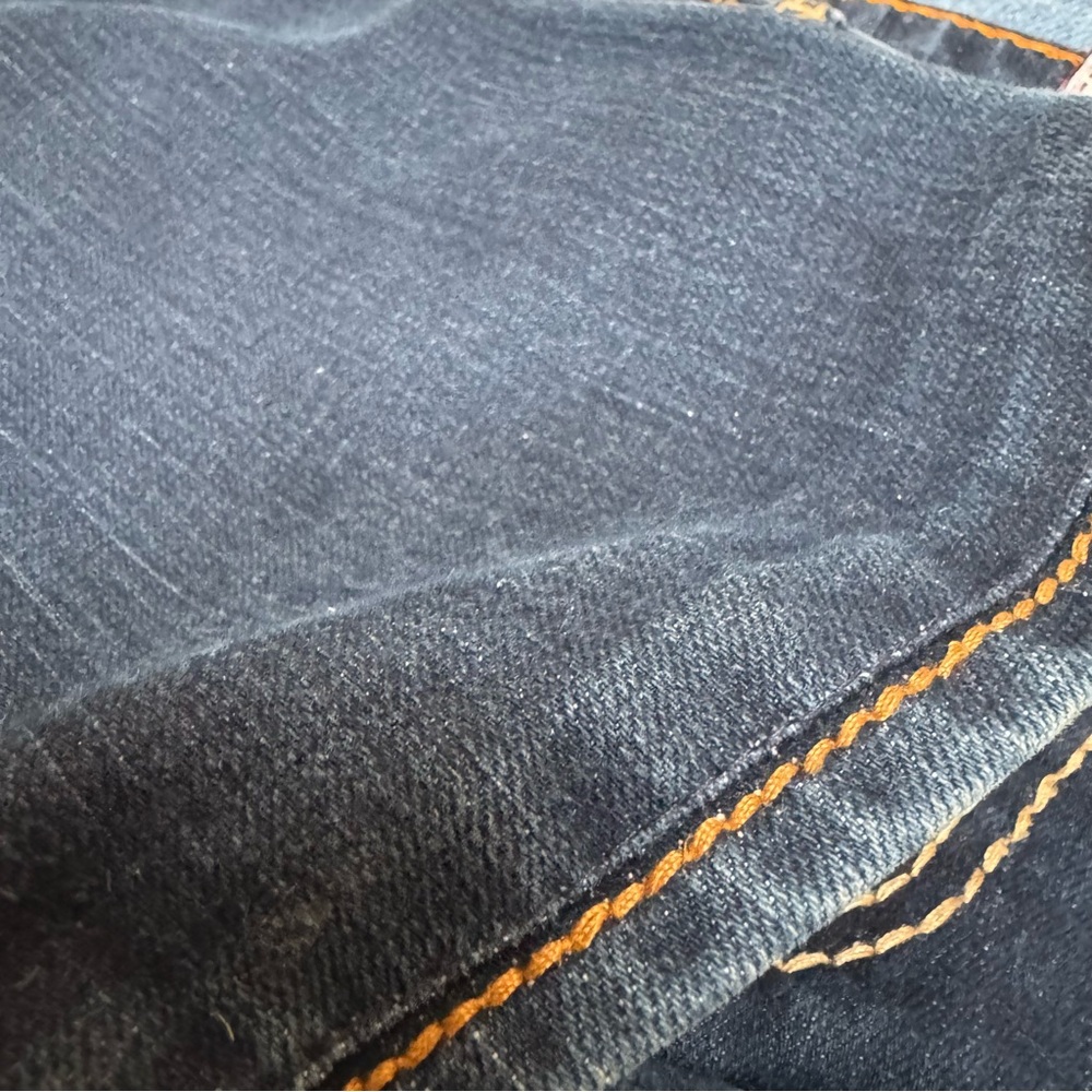 True Religion Low Rise Straight Leg Jeans. Size 28 - Picture 9 of 9